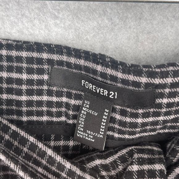 G1014 Forever21 Checkered Mini Skirt Size Medium - Picture 2 of 6